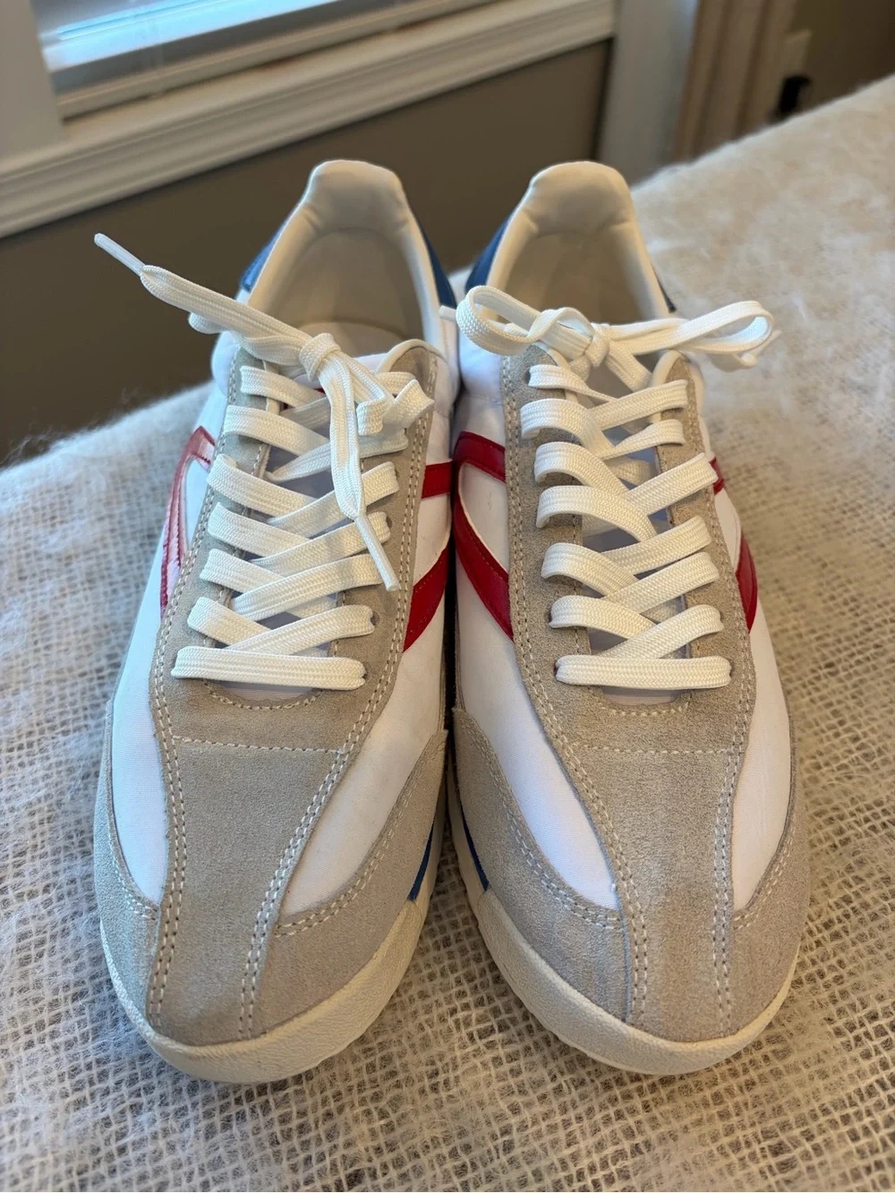 Tretorn Rawlins 2.0  red/ white/ blue .  EUC size 7.5